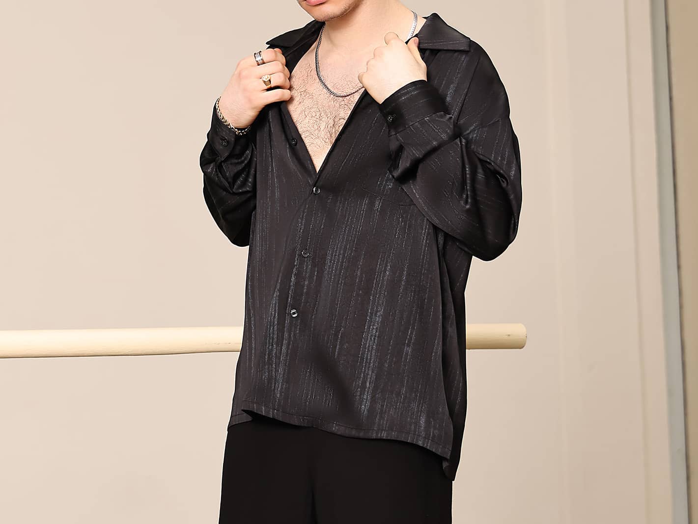 Flow Shirt - Black thumbnail 4